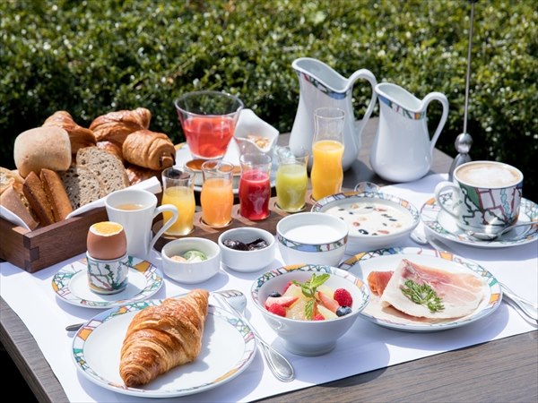 朝の過ごし方の意識が変わる！ここでしか食べられない、神戸北野ホテル「世界一の朝食」