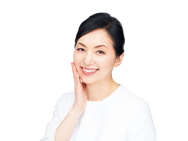 歯科医師・宝田恭子さんが教える口臭対策エクササイズ