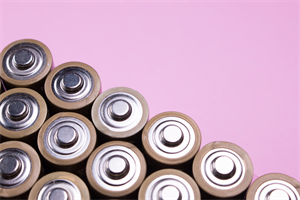 アルカリ乾電池は本当に長持ちなの？