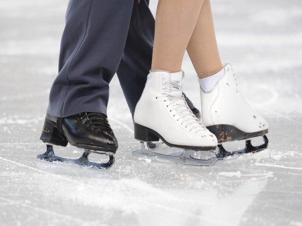 フィギュアスケートのペアとアイスダンスは何が違う？