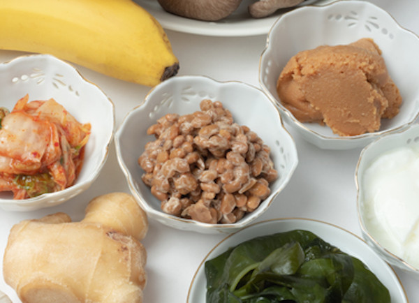 脚痩せに効果的 簡単美脚マッサージ ストレッチ ハルメク美と健康