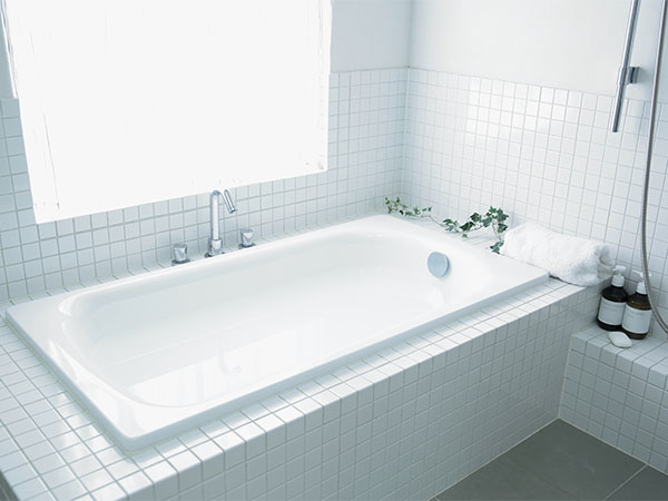 2-2_お風呂＆洗濯物の臭い対策1：お風呂のお湯はすぐ流して！