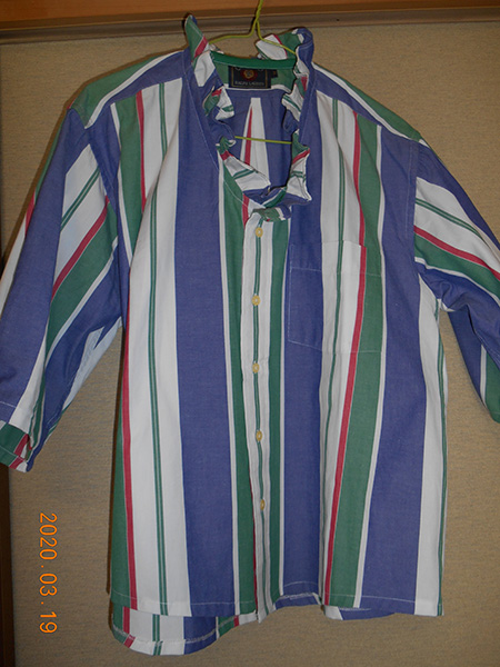 男性用ワイシャツをリメイク ふんわり襟元のブラウス ハルメクハルトモ倶楽部