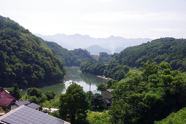 飯山線沿いの素晴らしい景色