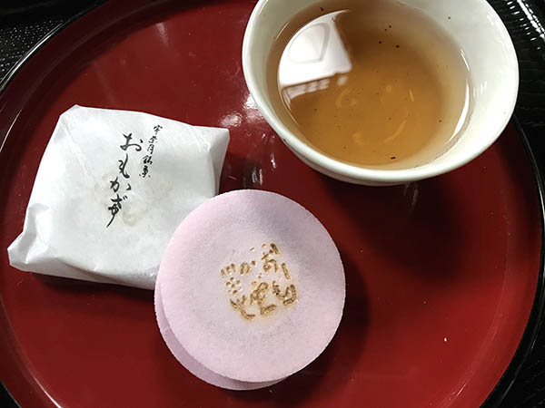 内閣総理大臣賞を受賞した福多屋菓子舗の「おもかげ」