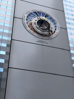 新宿アイランドタワー時計台