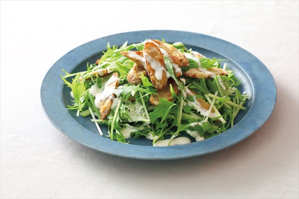 「おかずの素」活用レシピ2：ゴボウチップスと水菜のサラダ