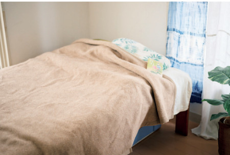 「寝具」はカシミヤ毛布で心地よさを最優先