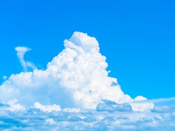 入道雲が夏に多いのはなぜ？注意点や積乱雲との違い
