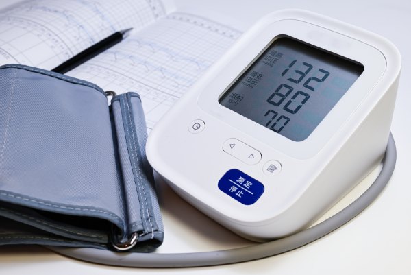 脳梗塞の予防習慣1：血圧を毎日決まった時間に正しく測る