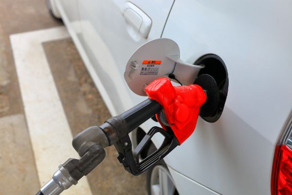ガソリン価格の高騰は「原油価格」が直接の原因