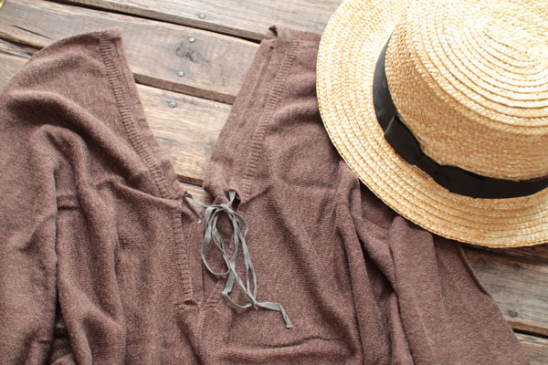 透かし編みの麻混帽子で夏のお出掛けを涼やかに！