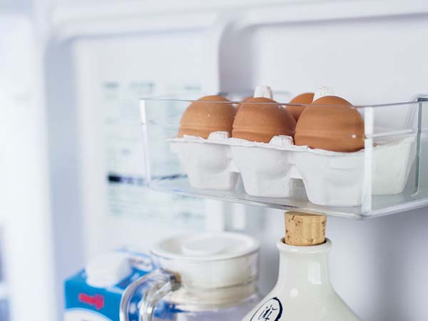 冷蔵庫も小型に。「新鮮な食材を食べ切る習慣ができ食品ロスはゼロです」