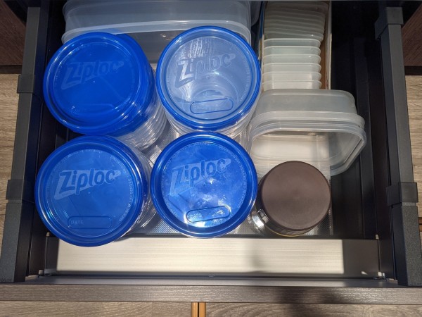 食品保存容器の収納方法