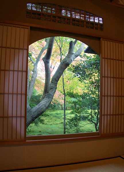 京都の秋の紅葉鑑賞(瑠璃光院）